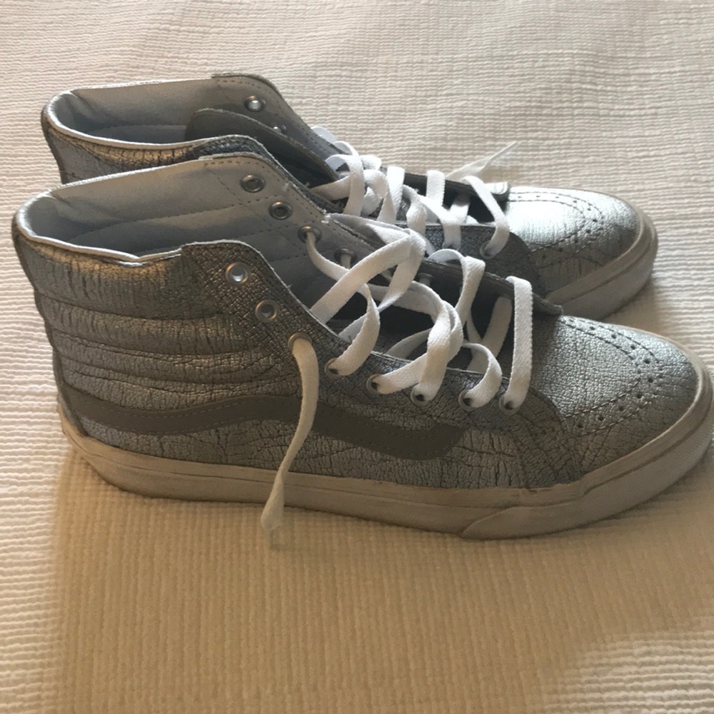 Vans Discontinued silver metallic hi tops - Picture 2 of 7